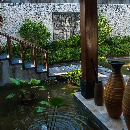 Arwana Estate Villa Seminyak Buitenkant foto