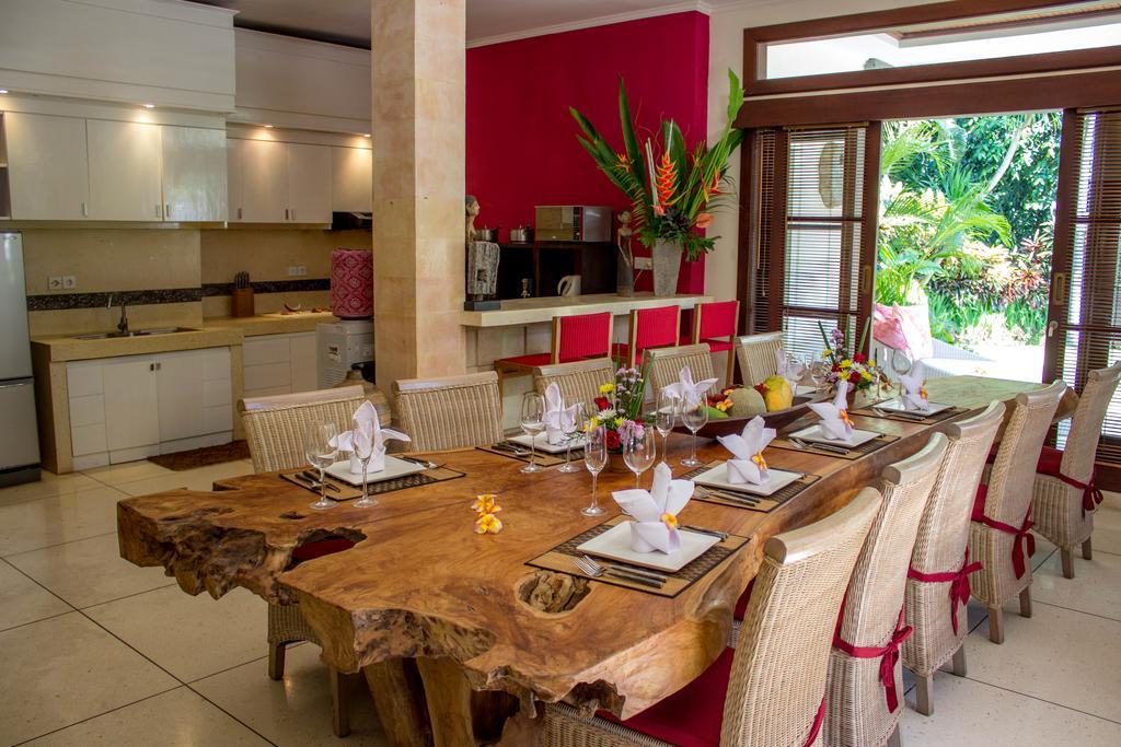 Arwana Estate Villa Seminyak Buitenkant foto