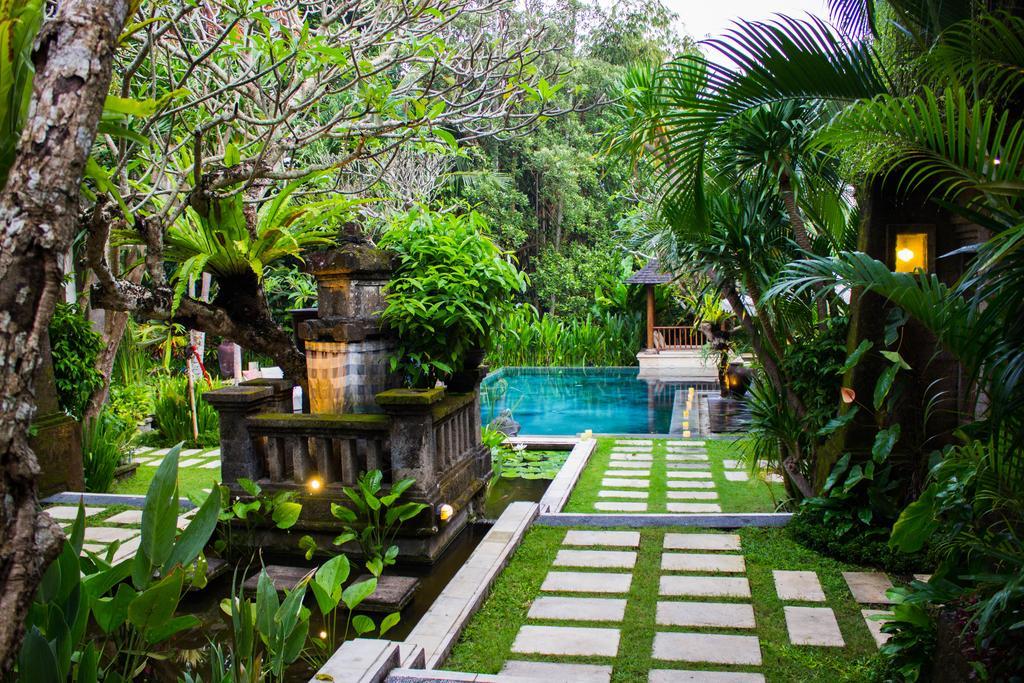 Arwana Estate Villa Seminyak Buitenkant foto