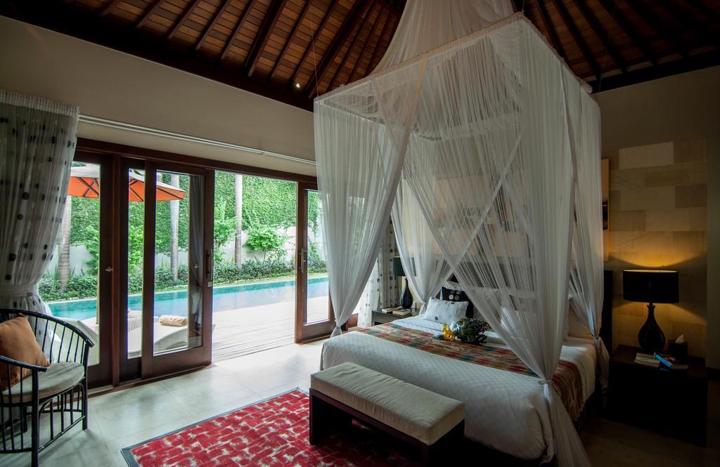 Arwana Estate Villa Seminyak Buitenkant foto